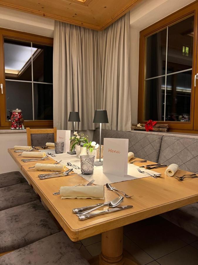 Hotel Loipenstubn Brixen im Thale Esterno foto