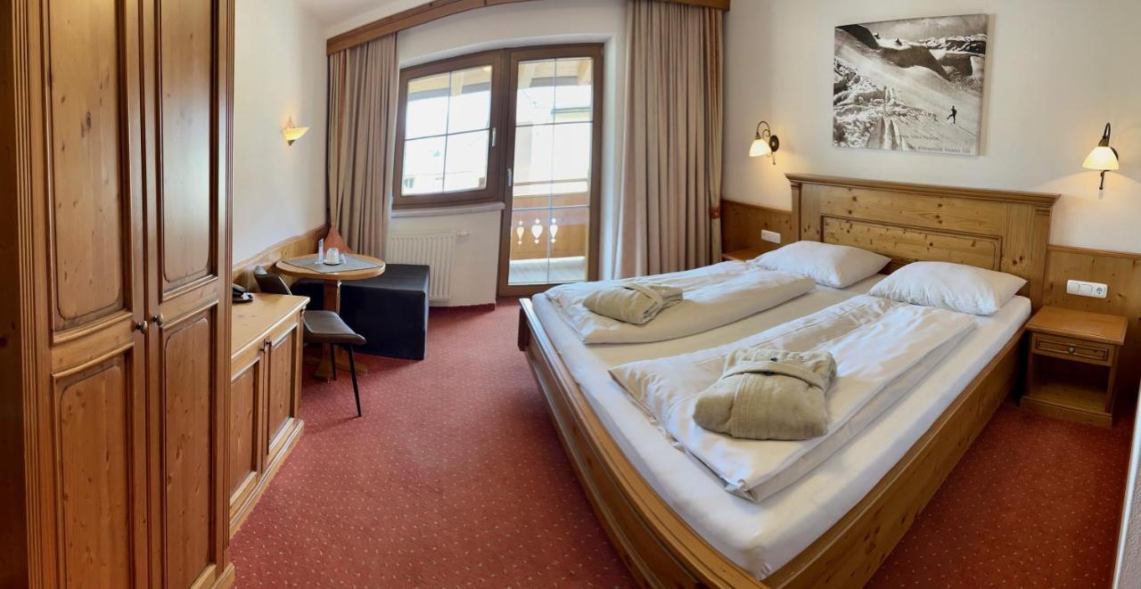 Hotel Loipenstubn Brixen im Thale Esterno foto